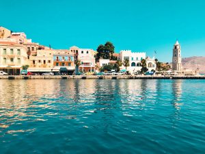 Scopri di più sull'articolo Cerchi isole della Grecia poco turistiche? Vai a Symi